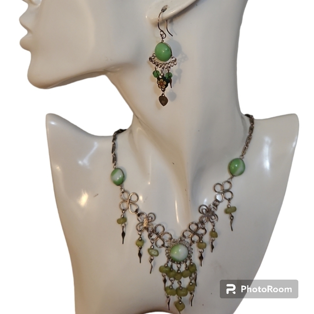 Peruvian Green Gemstone Silver Fringe Necklace Earrings Set 45$